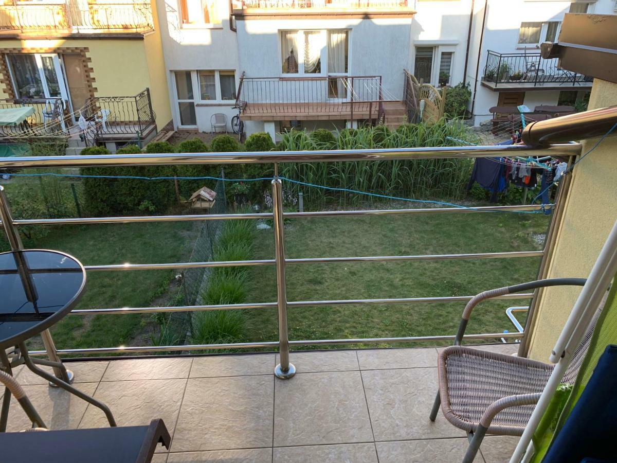 Pokoje Goscinne Matros Ustronie Morskie Εξωτερικό φωτογραφία
